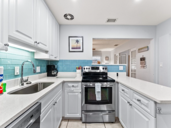 Lovely Three Bedroom Vacation Rental in Siesta Key
